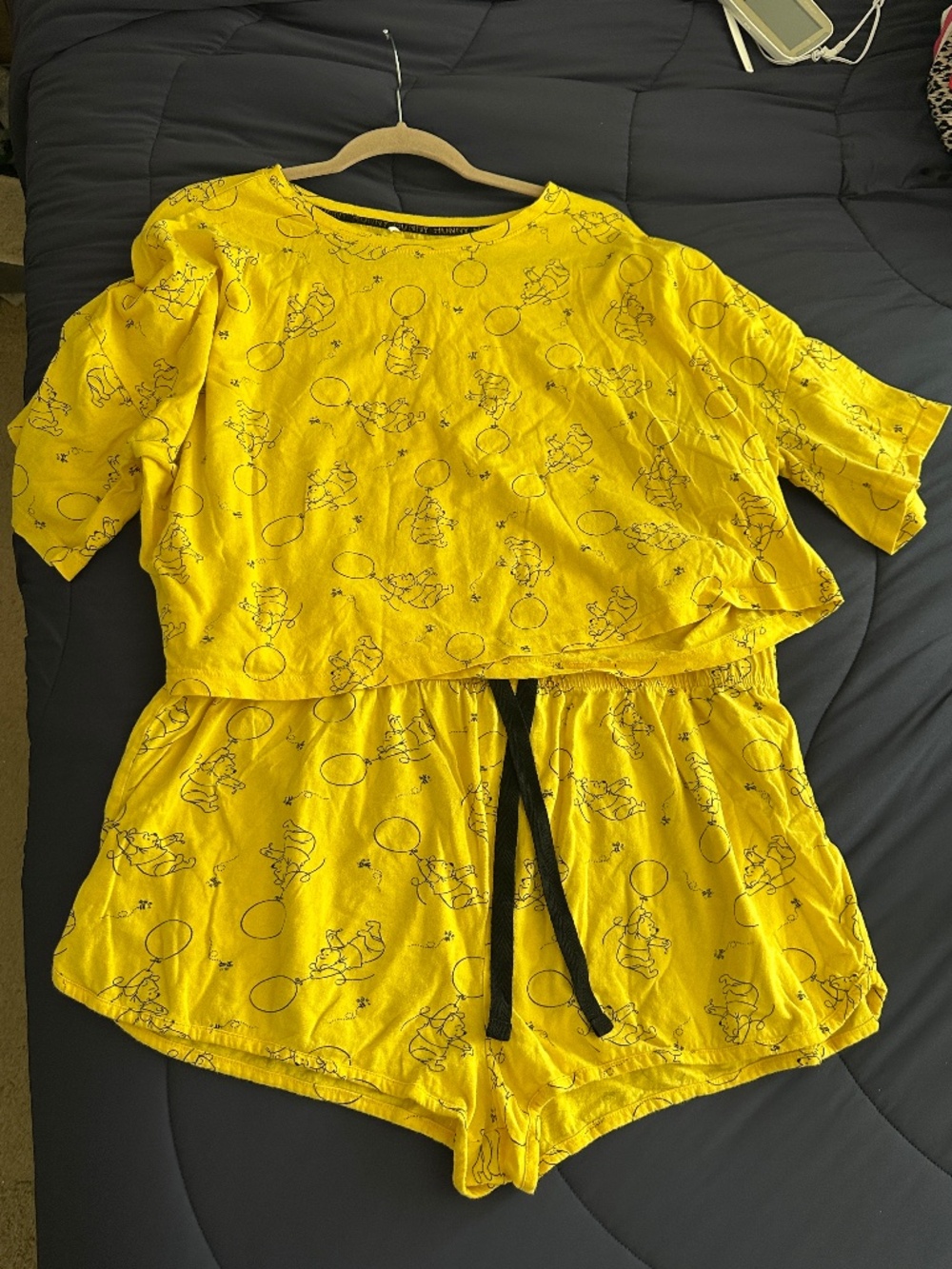 Disney Collection Winnie The Pooh Lounge Set Pajamas Size XL 14 Crop Top Shorts